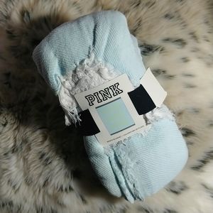 PINK 🌴Beach Blanket🌴